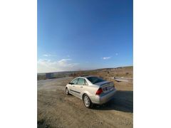 Sahibinden Ford Focus 1.6 Ghia 2000 Model 
