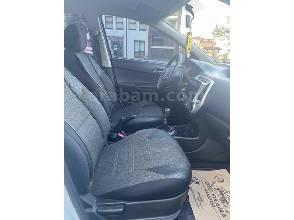 Sahibinden Hyundai i20 1.4 CRDi Jump 2013 Model 