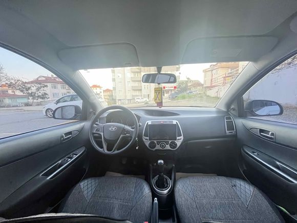 Sahibinden Hyundai i20 1.4 CRDi Jump 2013 Model 