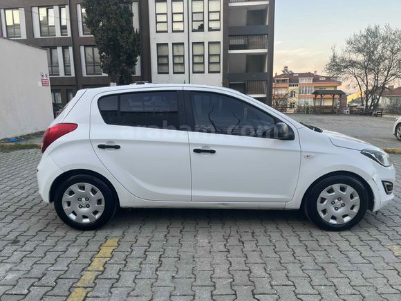 Sahibinden Hyundai i20 1.4 CRDi Jump 2013 Model 