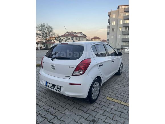 Sahibinden Hyundai i20 1.4 CRDi Jump 2013 Model 