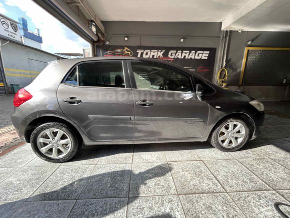 Sahibinden Toyota Auris 1.4 D-4D Class 2007 Model 