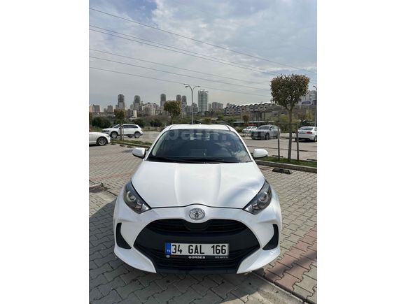 Sahibinden Toyota Yaris 1.0 Vision 2022 Model 