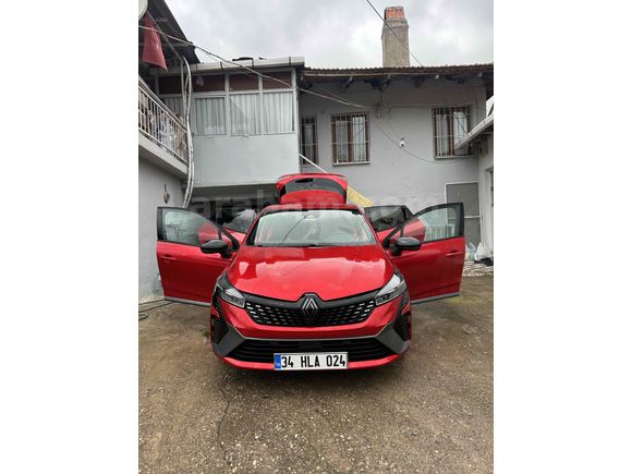 Sahibinden Renault Clio 1.0 TCe Techno Esprit Alpine 2023 Model 