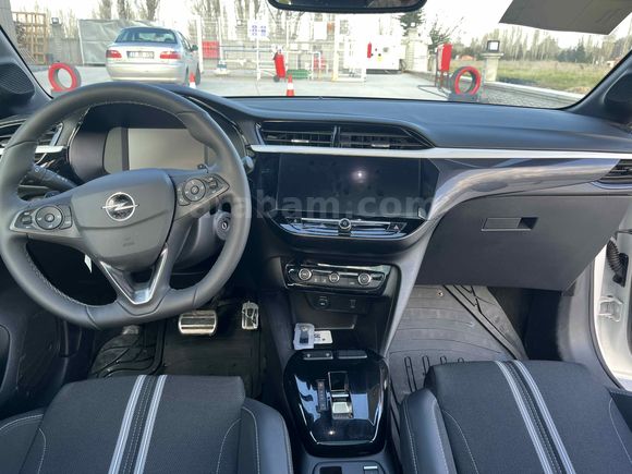 Galeriden Opel Corsa 1.2 T GS 2023 Model Uşak