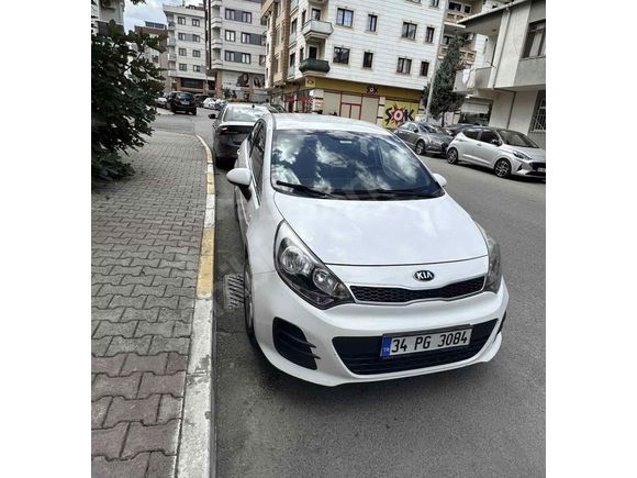 Sahibinden Kia Rio 1.4 CRDi Comfort 2015 Model İstanbul