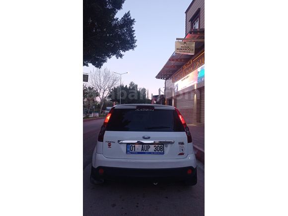 Sahibinden Buz Beyaz