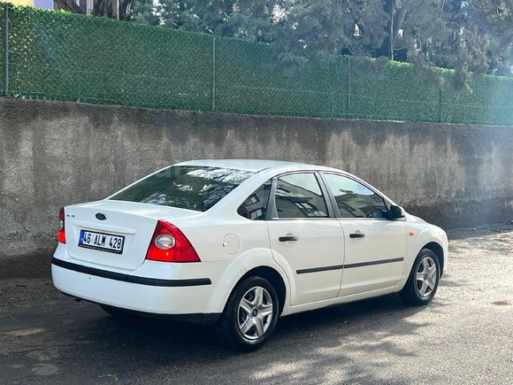 Sahibinden Ford Focus 1.6 Trend 2006 Model