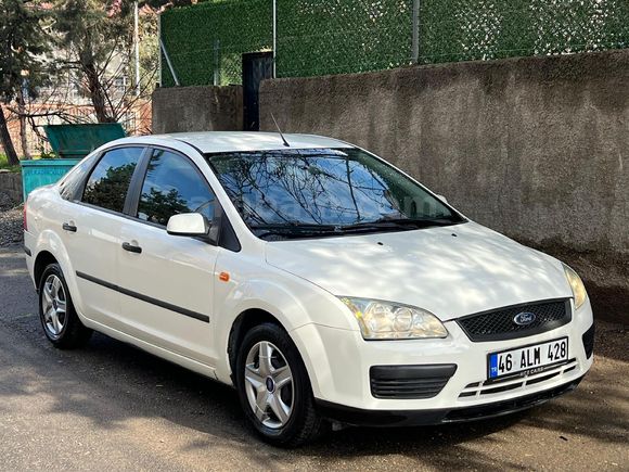 Sahibinden Ford Focus 1.6 Trend 2006 Model