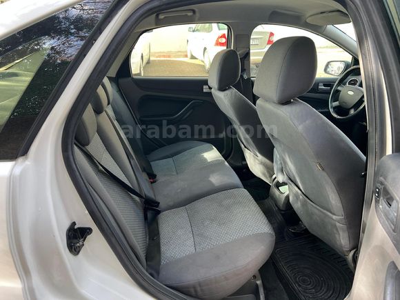 Sahibinden Ford Focus 1.6 Trend 2006 Model
