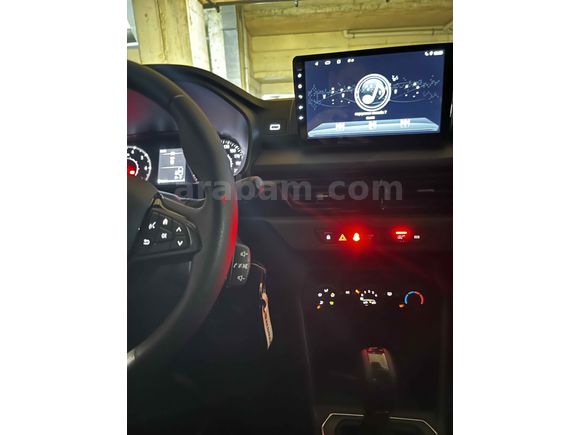 Sahibinden Renault Taliant 1.0 T Joy 2022 Model  104.000 km Beyaz