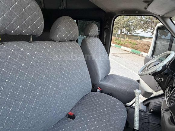 TAHA OTODAN 2004 MODEL 5+1 CİTY VAN 330 S ARKA ÇEKER..