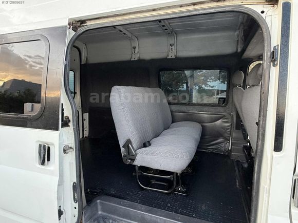 TAHA OTODAN 2004 MODEL 5+1 CİTY VAN 330 S ARKA ÇEKER..