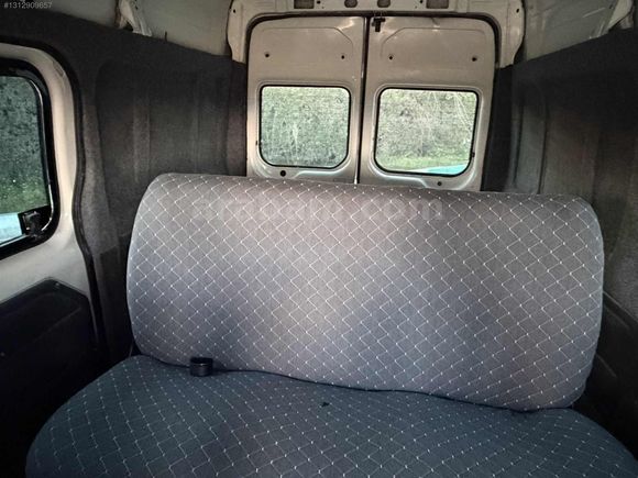 TAHA OTODAN 2004 MODEL 5+1 CİTY VAN 330 S ARKA ÇEKER..