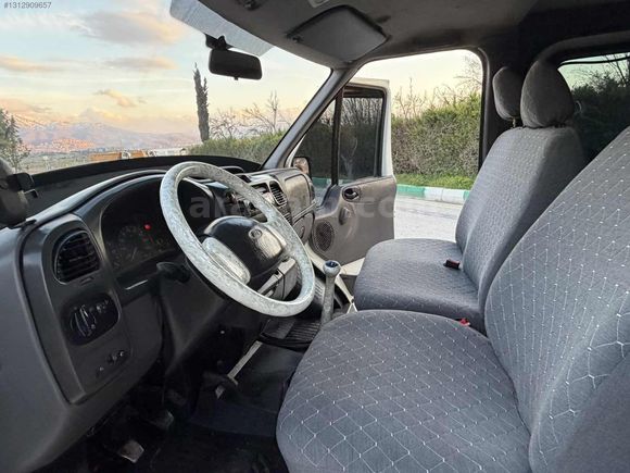 TAHA OTODAN 2004 MODEL 5+1 CİTY VAN 330 S ARKA ÇEKER..