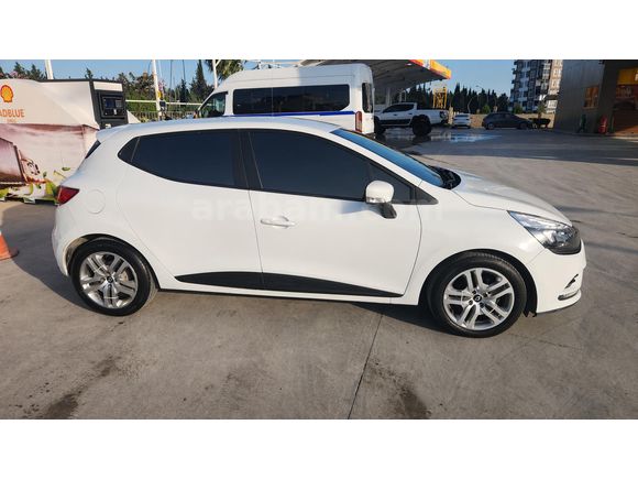 Sahibinden Renault Clio 1.5 dCi Joy 2017 Model  89.000 km Beyaz