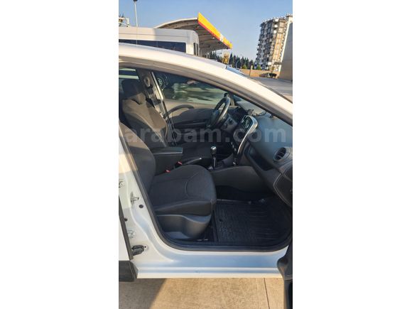 Sahibinden Renault Clio 1.5 dCi Joy 2017 Model  89.000 km Beyaz