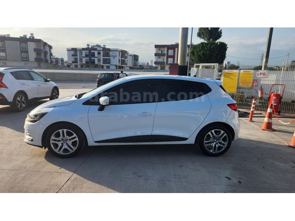 Sahibinden Renault Clio 1.5 dCi Joy 2017 Model  89.000 km Beyaz