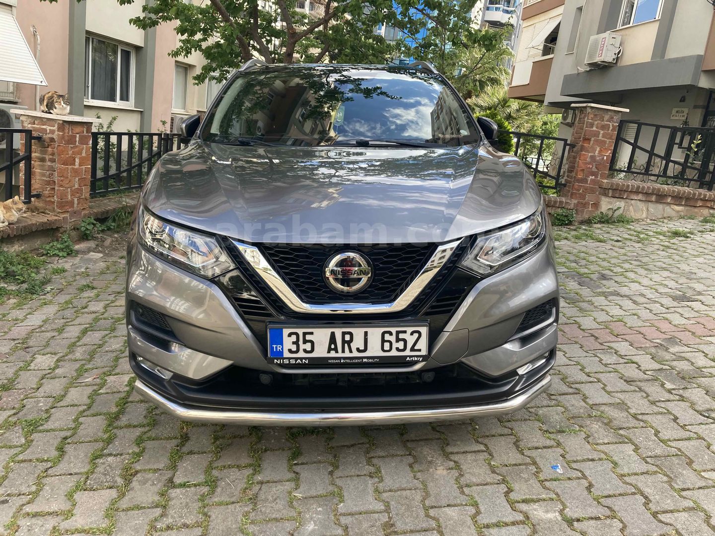 shiraz Qashqai square【専用ページ】 Galeriden Nissan Qashqai 1.3 DIG-T Sky Pack 2023 Model İstanbul