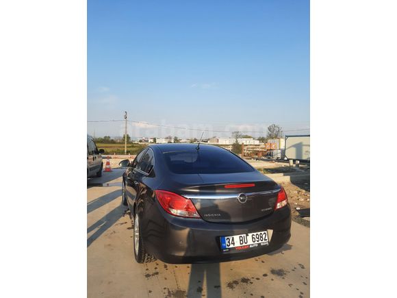 Sahibinden Opel Insignia 2.0 CDTI Sport 2011 Model