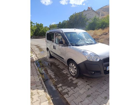 Sahibinden Fiat Doblo Combi 1.4 Dynamic 2011 Model