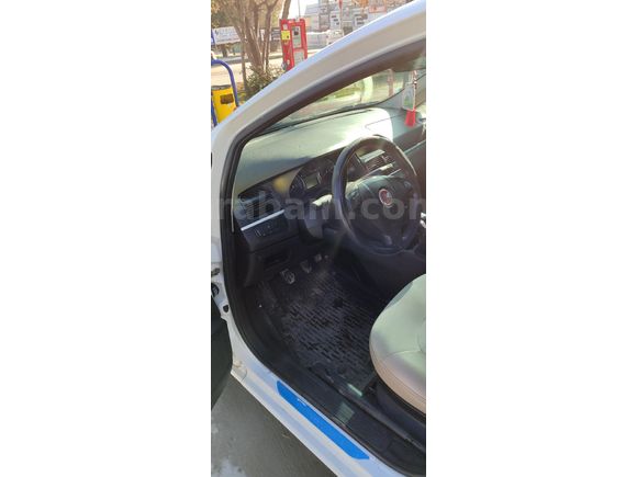 Sahibinden Fiat Linea 1.3 Multijet Active Plus 2012 Model  207.000 km Beyaz