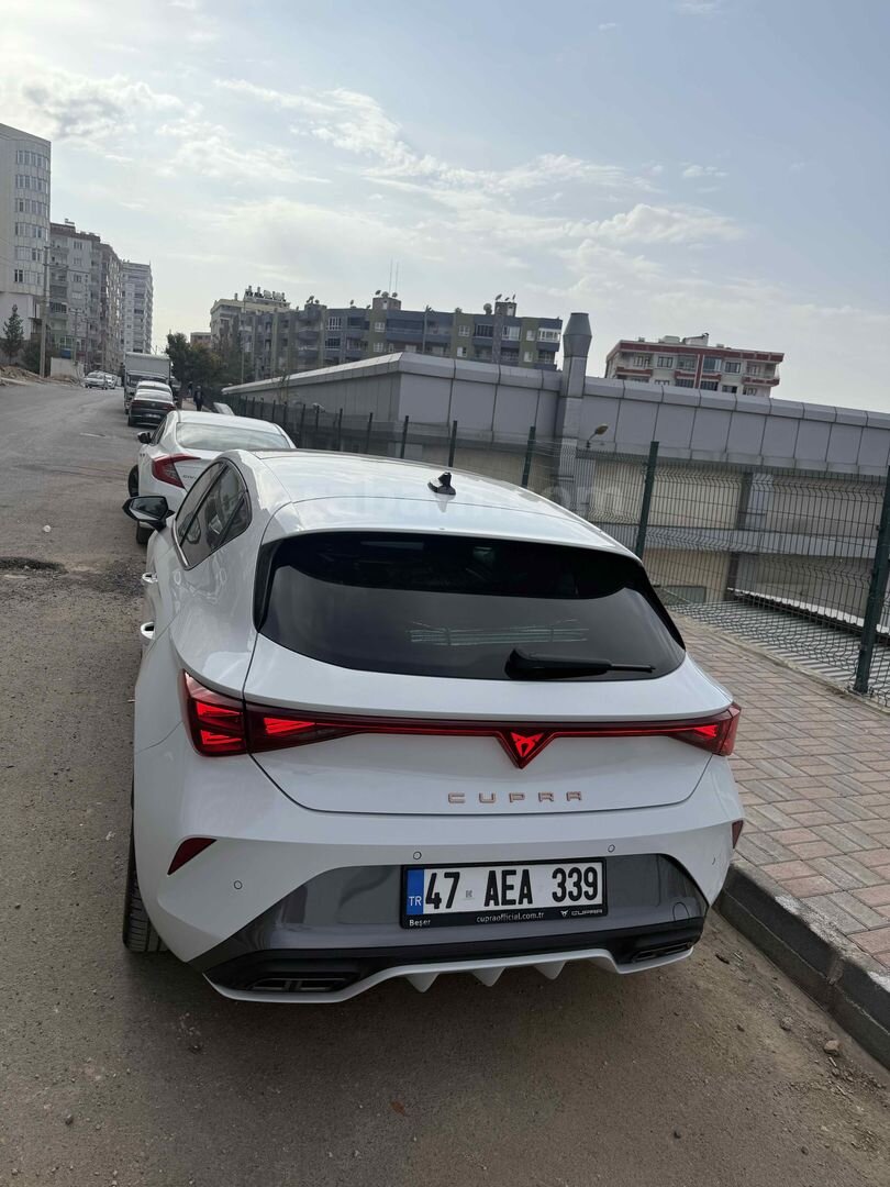 Sahibinden Cupra Leon 1.5 eTSI Standart 2024 Model Mardin 16.150 km Beyaz 2