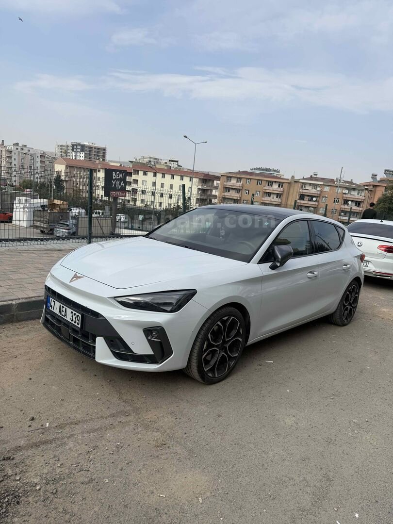 Sahibinden Cupra Leon 1.5 eTSI Standart 2024 Model Mardin 16.150 km Beyaz 1