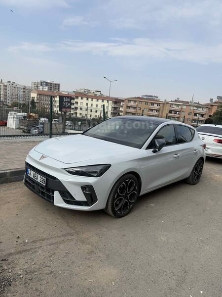 Sahibinden Cupra Leon 1.5 eTSI Standart 2024 Model Mardin 16.150 km Beyaz