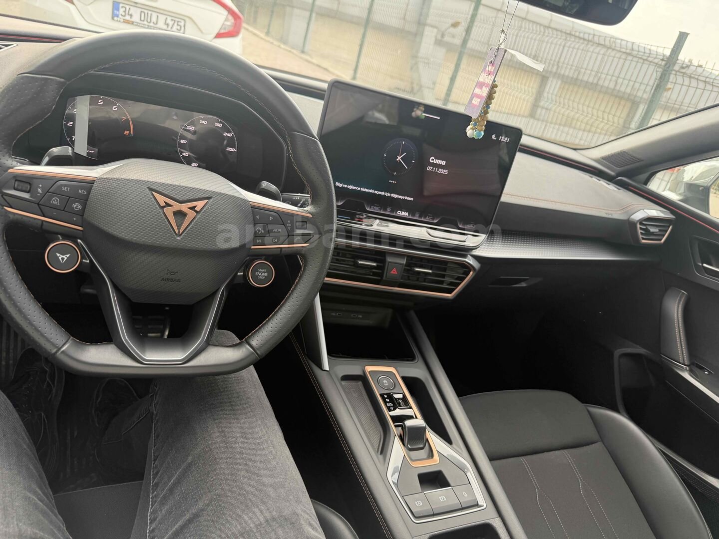 Sahibinden Cupra Leon 1.5 eTSI Standart 2024 Model Mardin 16.150 km Beyaz 3