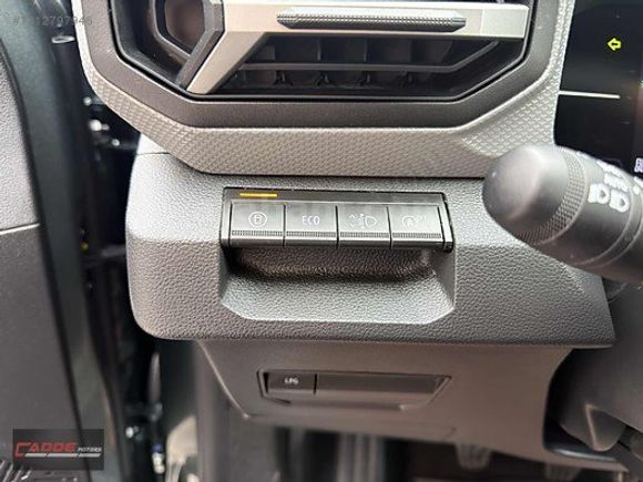 2025 RENAULT DUSTER HATASIZ BOYASIZ 32.000KM FABRİKASYON LPG