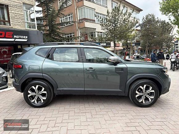 2025 RENAULT DUSTER HATASIZ BOYASIZ 32.000KM FABRİKASYON LPG