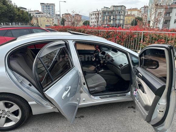 Sahibinden Honda Civic 1.6i VTEC Elegance 2008 Model