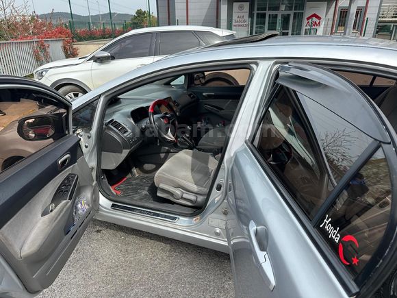 Sahibinden Honda Civic 1.6i VTEC Elegance 2008 Model