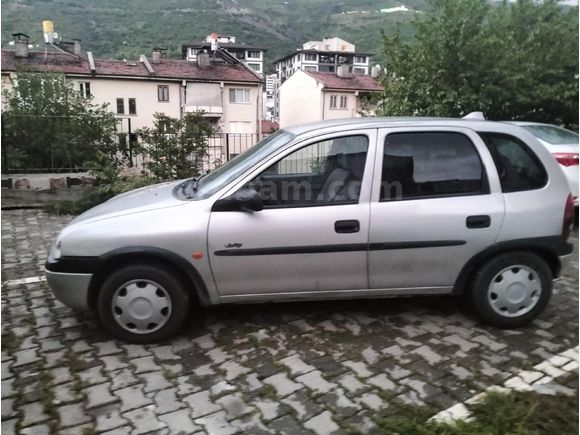 Sahibinden Opel Corsa 1.2 Swing 2000 Model