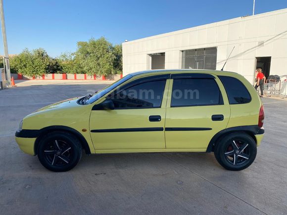 Sahibinden Opel Corsa 1.2 Swing 2000 Model  292.000 km Sarı