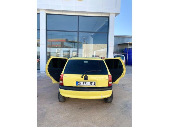 Sahibinden Opel Corsa 1.2 Swing 2000 Model  292.000 km Sarı