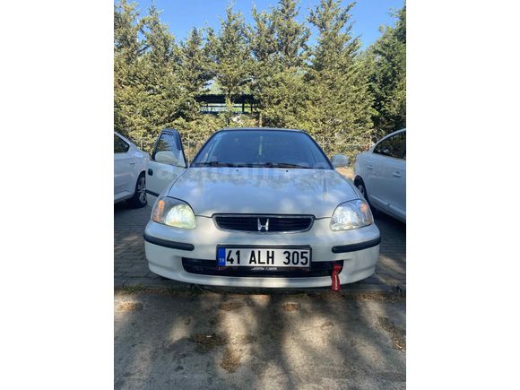 Sahibinden Honda Civic 1.4 i S 1998 Model 