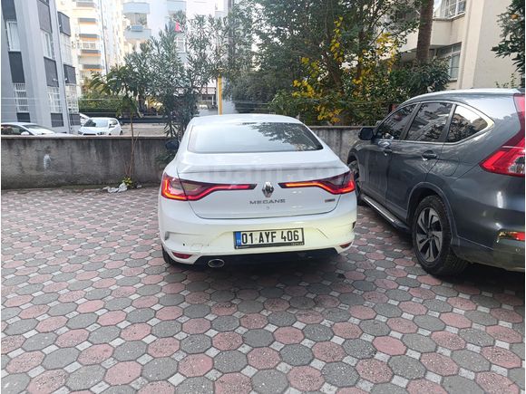 SAHİBİNDEN TEMİZ  AUTOMATİC MEGENA 4 İCON MODEL DİZEL