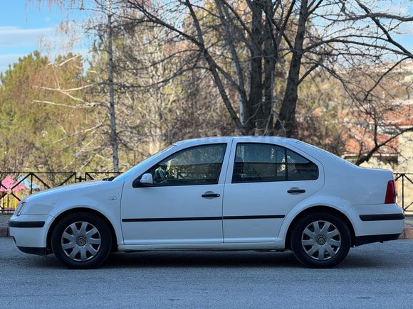 Bora 1.6 Primeline 2003 169Bin Km