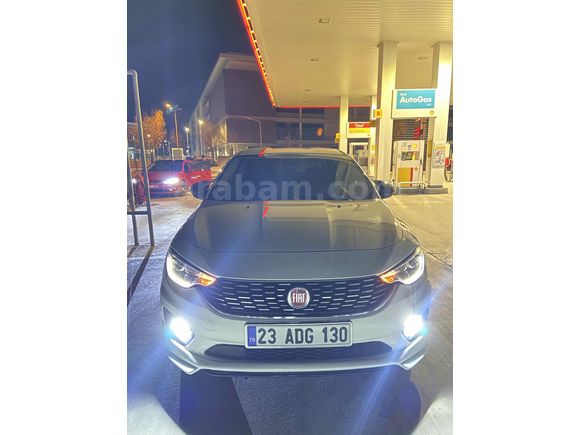 DEĞİŞENSİZ 75000 KM DE  TEMİZ AİLE ARACI