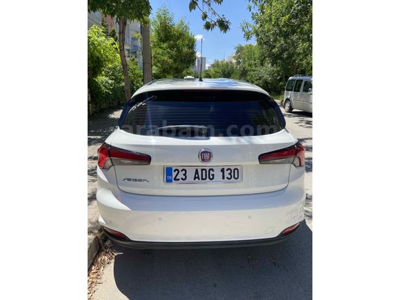 DEĞİŞENSİZ 75000 KM DE  TEMİZ AİLE ARACI
