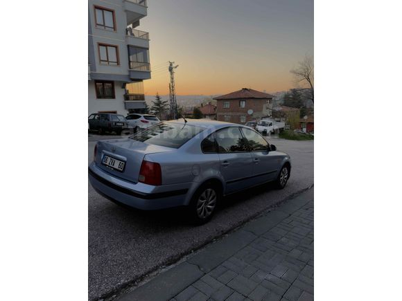 EMSALSİZ TEMİZLİKTE 1998 Volkswagen Passat 1.8