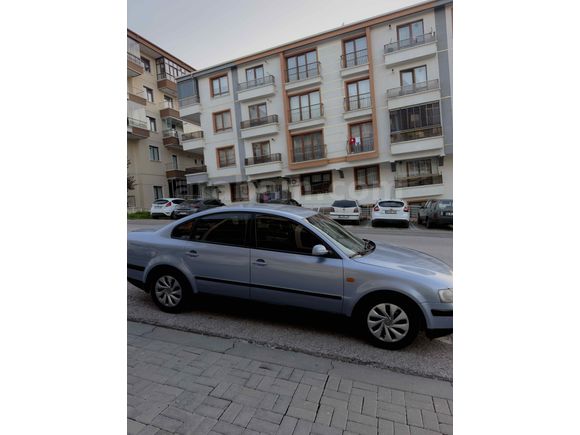 EMSALSİZ TEMİZLİKTE 1998 Volkswagen Passat 1.8
