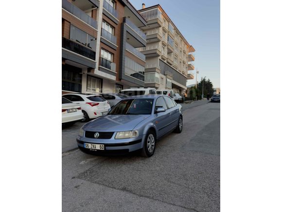 EMSALSİZ TEMİZLİKTE 1998 Volkswagen Passat 1.8