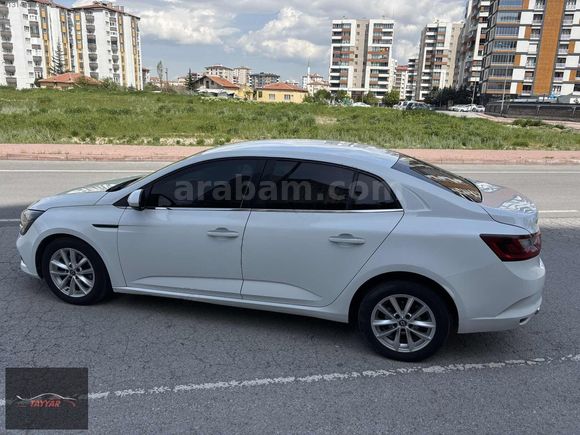 2020 MEGAN DİZEL OTOMATİK DÜŞÜK KM