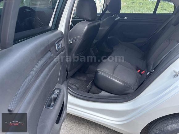 2020 MEGAN DİZEL OTOMATİK DÜŞÜK KM