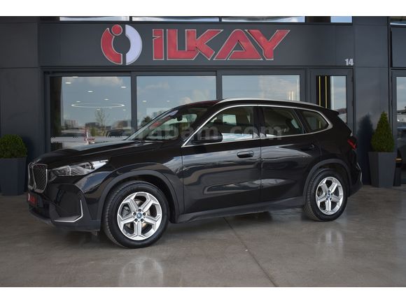 İLKAY'DAN 2025 BMW İX1 eDRİVE 20 SPORTLİNE HATASIZ 29,000 KM'DE