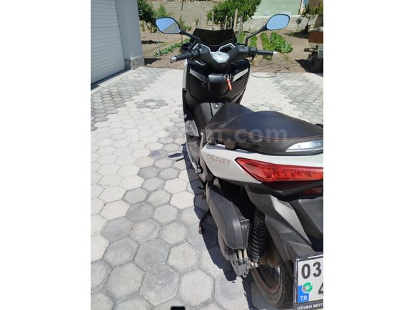 Sahibinden Yamaha X-Max 250 ABS