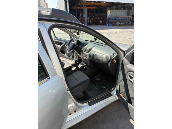 Sahibinden Dacia Duster 1.5 dCi Laureate 2013 Model 